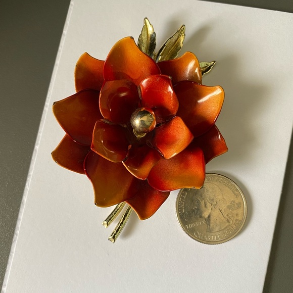 Coro Vintage Gold and Orange Floral Enamel Brooch - Picture 4 of 10
